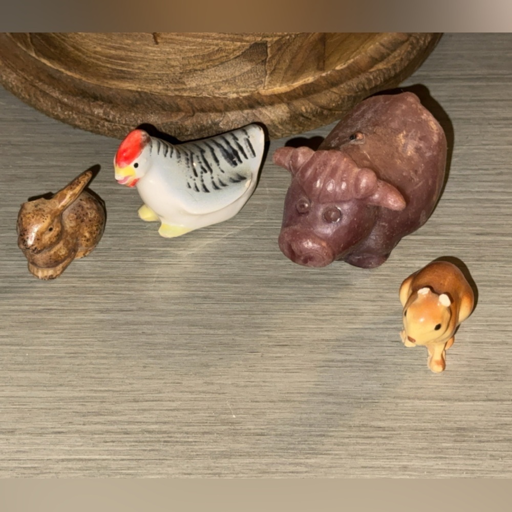 4 Piece Count LOT Bundle Trinkets Farm Animal Home Decor Chicken Cow Rabbit